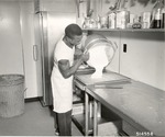 1310-514558 Corpsmen Learn Meal Prep - Sam Houston National Forest 1966